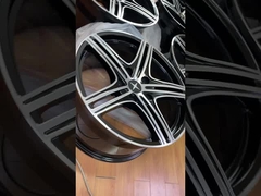 TOYOTA LAND CRUISER 200 SERI